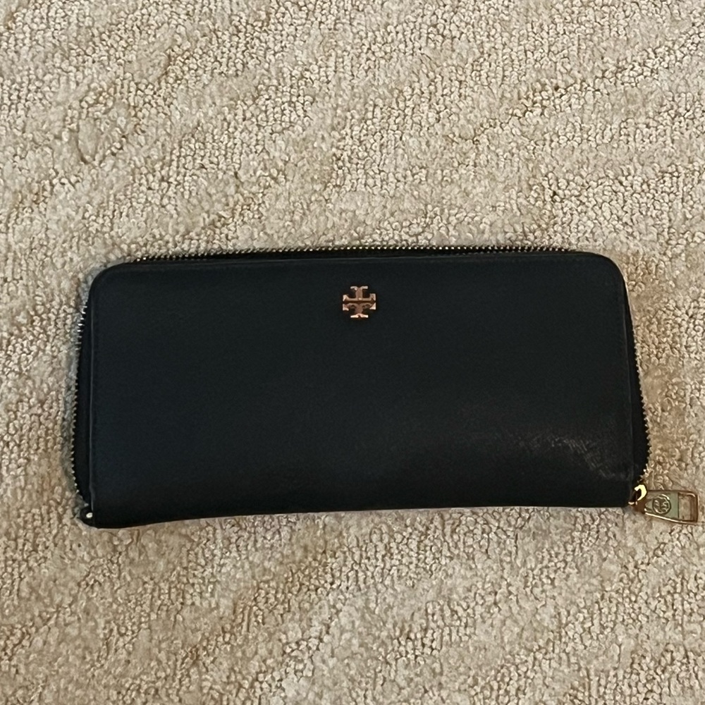 Tory Burch Continental Wallet